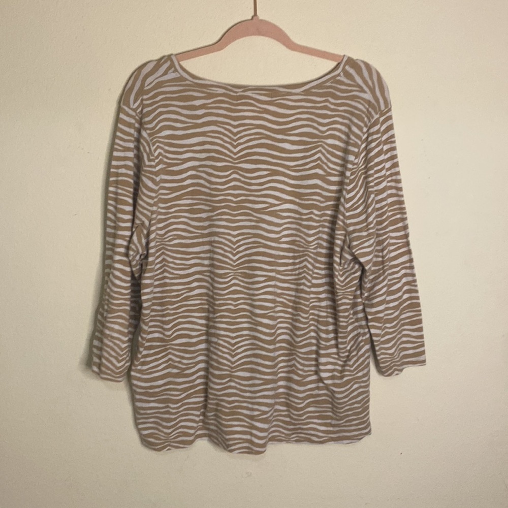 Plus size Michael Kors zebra print shirt ! - Picture 4 of 5
